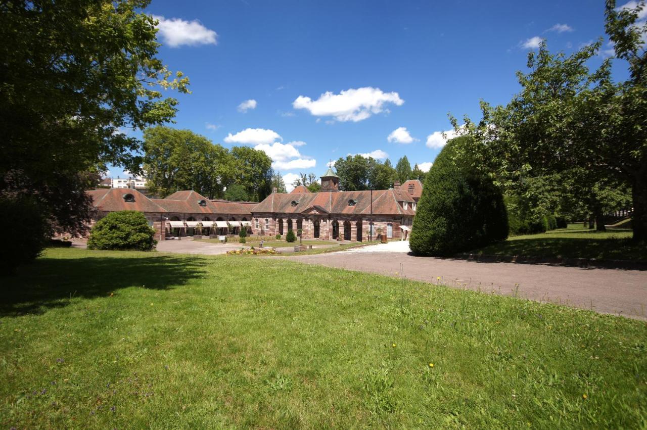 F2 Aux Pieds Des Thermes 3 Etoiles Luxeuil-les-Bains Exterior photo